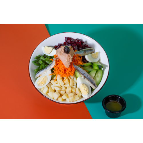  Salade Niçoise   