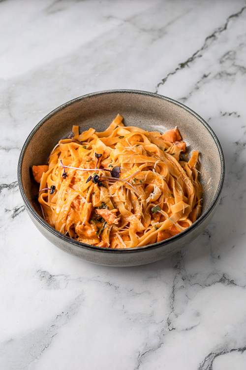 Tagliatelle Al Salmone 